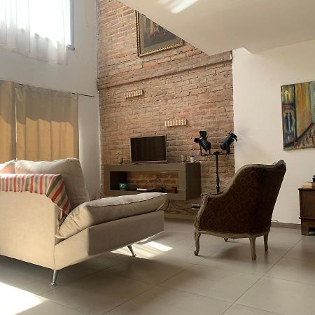 Hermoso dúplex interno en la mejor zona de Mendoza Exterior foto